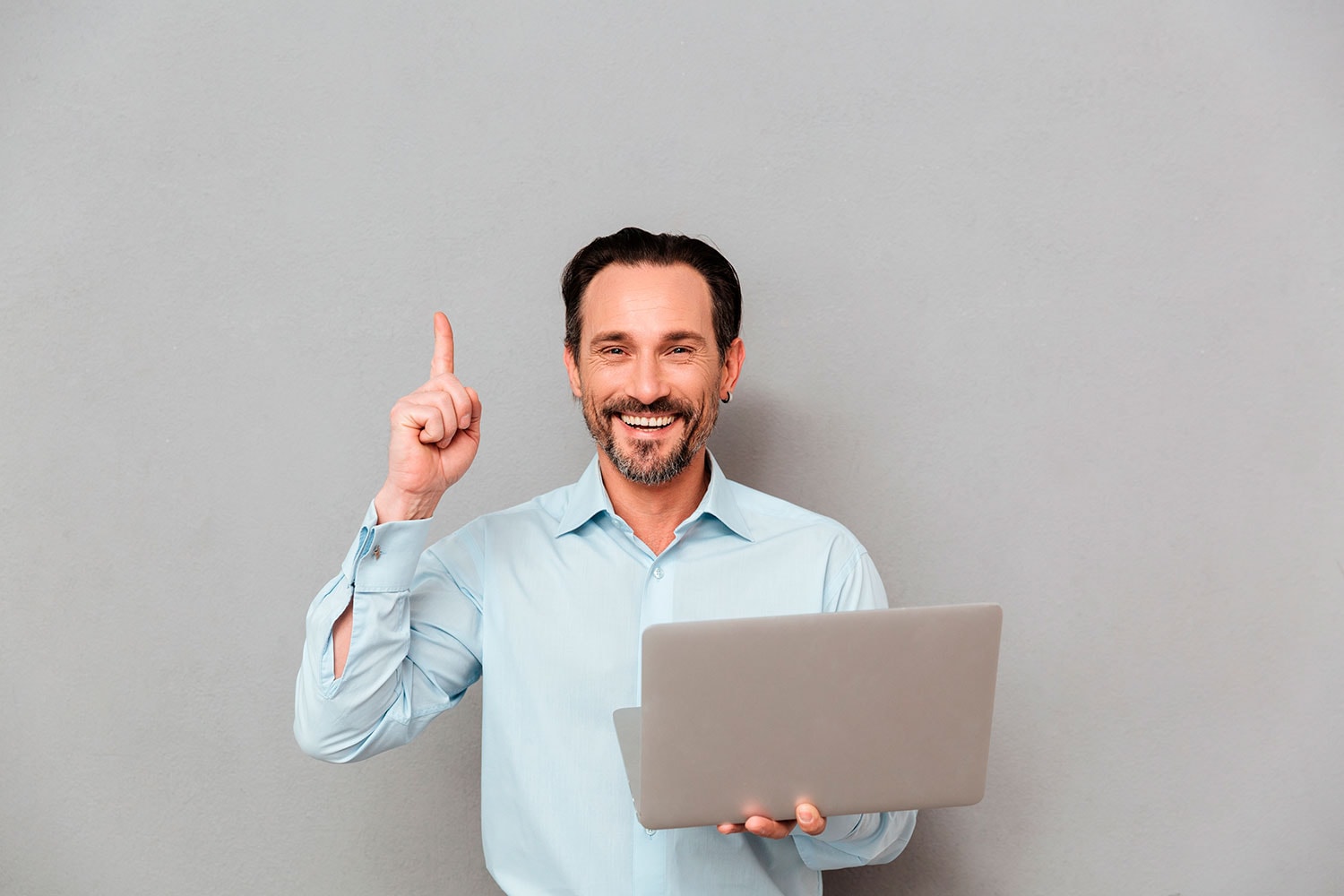 becas universidad online unir mexico