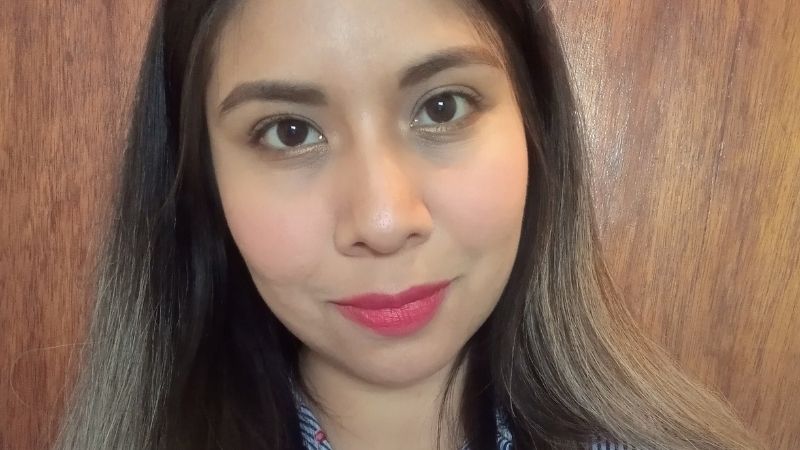 Alondra Bustillos: "Me siento más preparada para ejercer mi profesión como maestra"