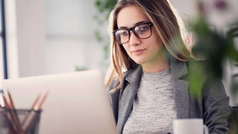 "Después de estudiar la Licenciatura en Administración de Empresas emprendí mi propio negocio"