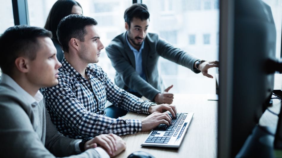 Diferencia entre ingeniería de software e ingeniería de sistemas