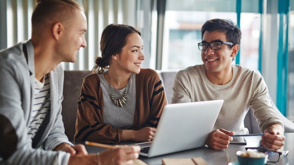 ¿Qué es la comunicación organizacional y sus tipos?