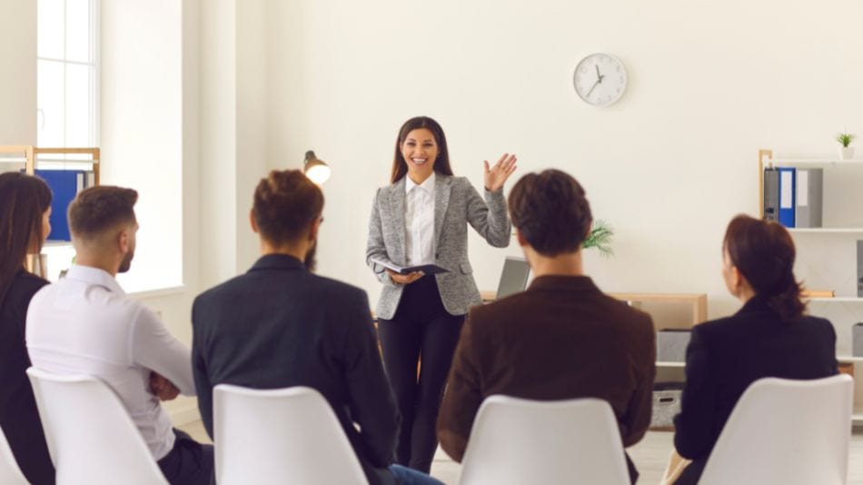 ¿Qué es el liderazgo transaccional? Características y ejemplos