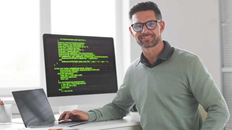 ¿Cómo programar inteligencia artificial? Claves para iniciarte