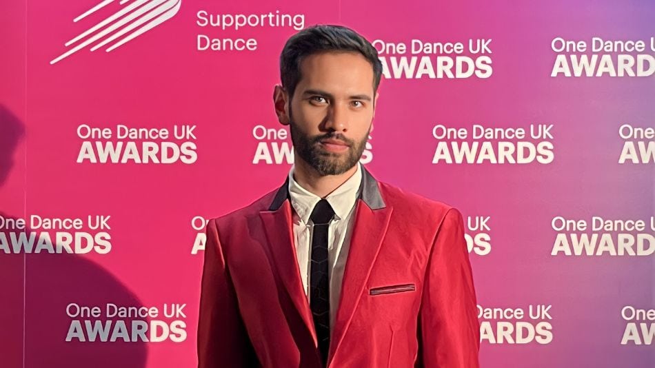 Diego Marín, el artista egresado de UNIR México que arrasó en Cambridge y fue premiado en los One Dance UK Awards
